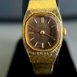 Seiko Quartz Gold Tone Vintage Ladies Watch